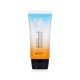 Contains botanical extracts to moisturize the skin |