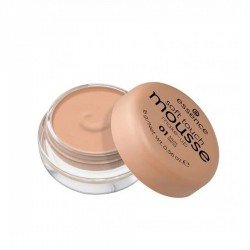 Essence Soft Touch Mousse Makeup1