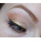 Double-sided eyeliner pencil with matte and pearly finishes