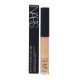 Radiant Creamy Concealer delivers long-lasting, 16-hour