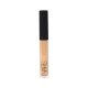 Radiant Creamy Concealer delivers long-lasting, 16-hour