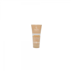 Cleo Makeup Hyaluronic Acid Foundation -fair - 30ml